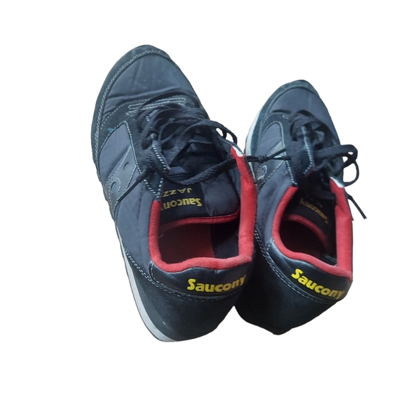 9 Saucony black mens sneaker - Picture 5 of 7